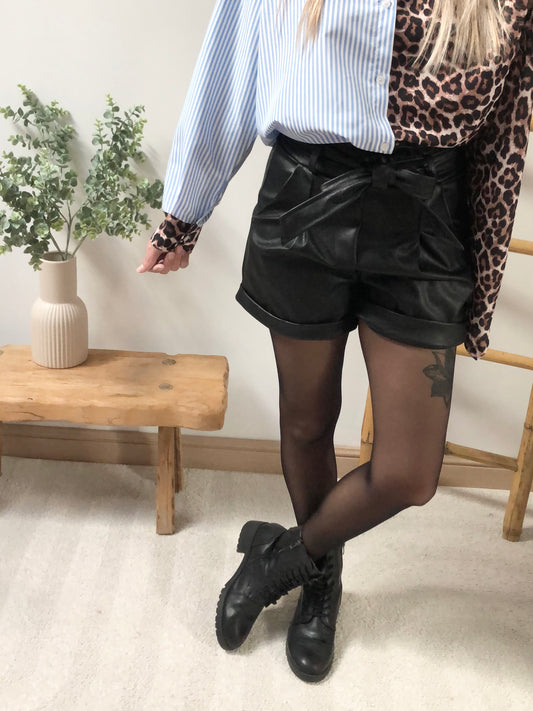 SHORT SIMILI